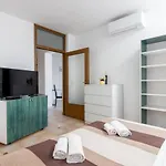 9701b Apartment
