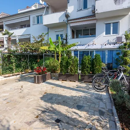 9701b Apartman *