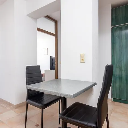 9701b Apartman *